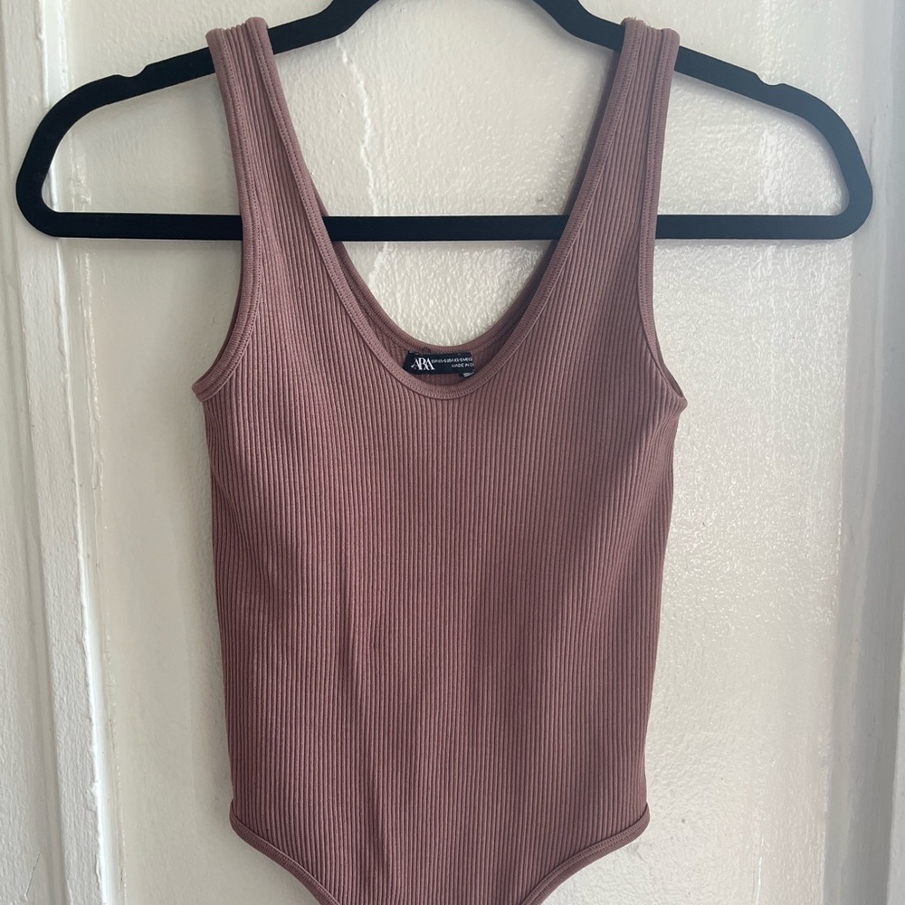 Zara Ribbed Scoopneck Bodysuit